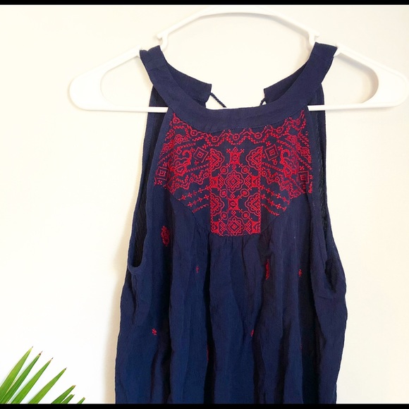 Shadow Tank Top - Picture 2 of 3